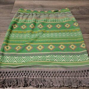 Cousin Earl knit skirt with fringe detail.  size medium